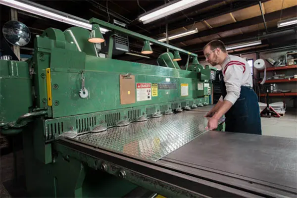 SHEET-METAL-FABRICATION-MACHINES-MARKETS-2018-2025